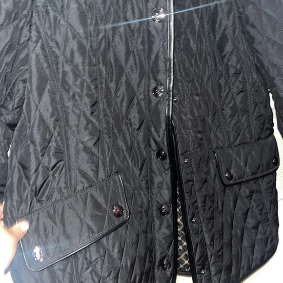 Chico's Black Quilted Snap Front Jacket with Front Pockets - Picture 4 of 4